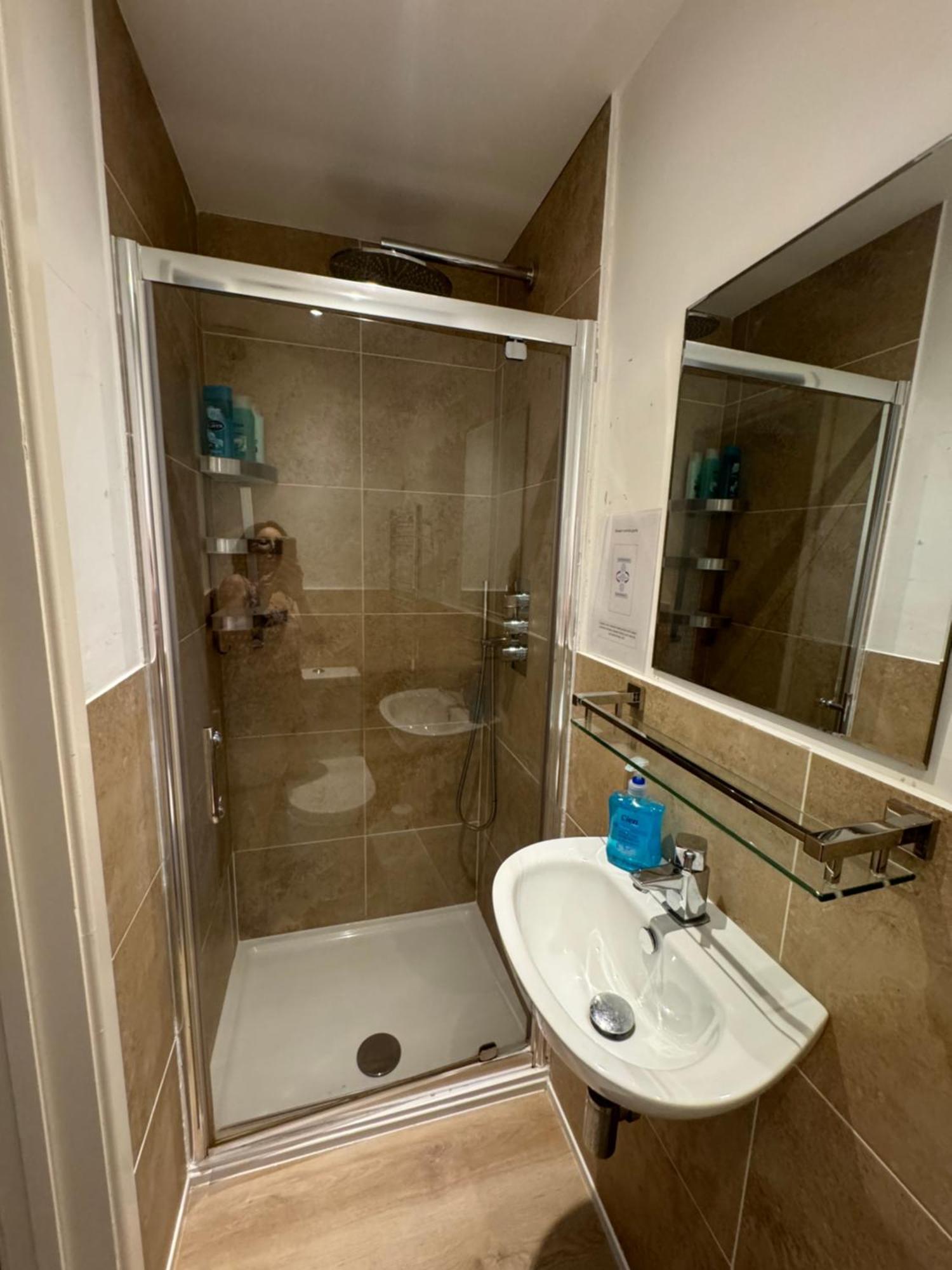 Studio-1-Staines/Heathrow/London-Own Entrance Εξωτερικό φωτογραφία